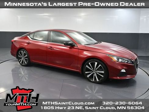 Used 2019 Nissan Altima 2.0 SR FWD image 1