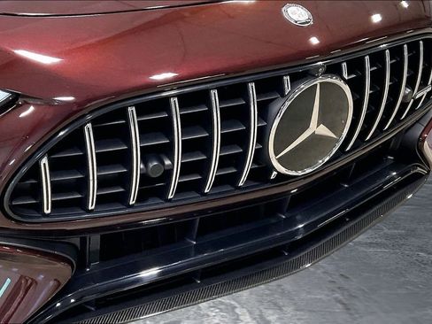 Used 2025 Mercedes-Benz SL 63 AMG S e Performance 4MATIC image 30