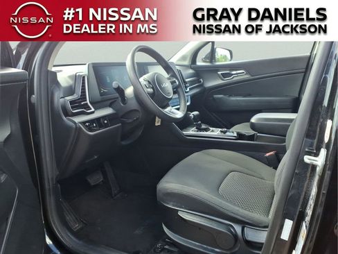 Used 2023 Kia Sportage LX FWD image 24