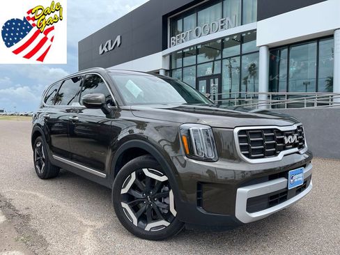 Used 2025 Kia Telluride S FWD image 1