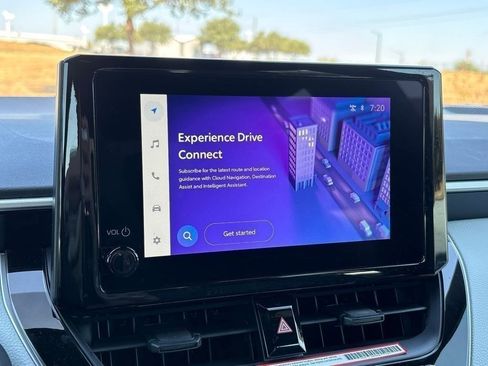 Certified 2025 Toyota Corolla SE image 17