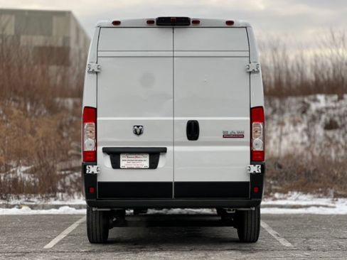 Used 2023 RAM ProMaster 2500 image 7