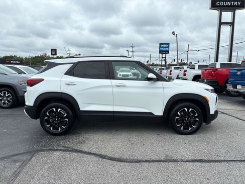 Used 2023 Chevrolet TrailBlazer LT w/ Convenience Package image 5