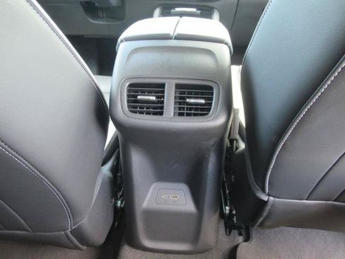 Used 2025 Buick Envision Sport Touring AWD/4WD image 33