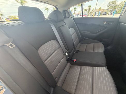 Used 2015 Kia Forte EX FWD image 19