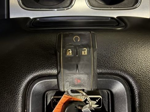 Used 2016 GMC Sierra 1500 SLE w/ SLE Value Package image 44