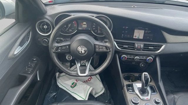 Used 2023 Alfa Romeo Giulia Ti w/ Active Assist Plus Package RWD image 15