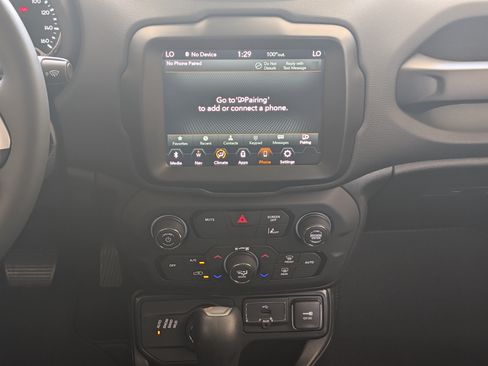 Used 2023 Jeep Renegade Altitude AWD/4WD image 25