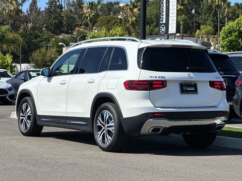 Certified 2026 Mercedes-Benz GLB 250 4MATIC image 5