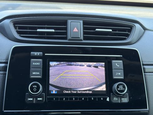 Used 2019 Honda CR-V LX image 11