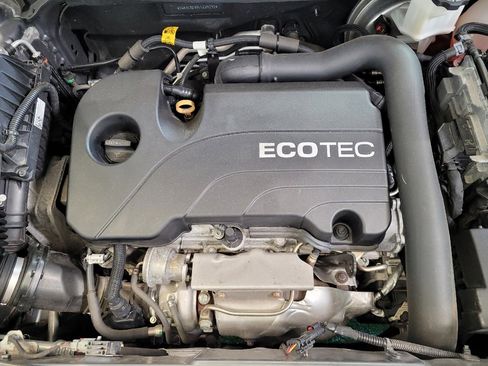 Used 2020 GMC Terrain SLE w/ Driver Convenience Package image 30