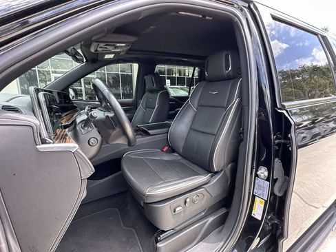 Certified 2024 Cadillac Escalade ESV Premium Luxury RWD image 19