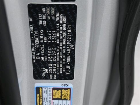 Used 2023 Kia Carnival LX image 20