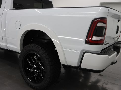 Used 2023 RAM 2500 Limited AWD/4WD image 36