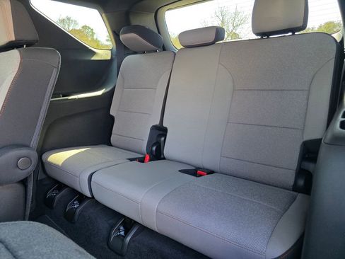 Certified 2024 Chevrolet Traverse LT image 29