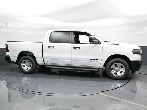 Used 2025 RAM 1500 Tradesman AWD/4WD image 3