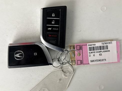 Used 2023 Acura MDX SH-AWD w/ Technology Package image 25