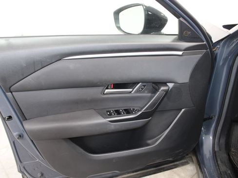 Used 2025 MAZDA CX-50 AWD 2.5 S w/ Weather Package image 17