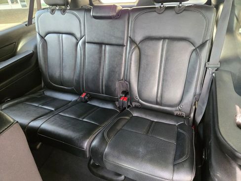 Used 2024 Jeep Wagoneer L Series II w/ Flexible Seating Group image 14