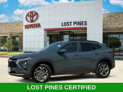 Used 2025 Chevrolet Trax LT