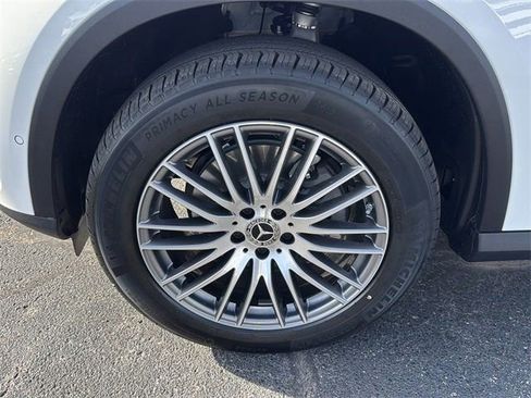 New 2026 Mercedes-Benz GLC 300 4MATIC image 23