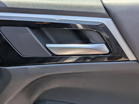 Used 2024 Mitsubishi Outlander SE Black Edition AWD/4WD image 36