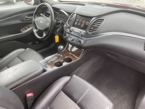 Used 2015 Chevrolet Impala LT FWD image 20