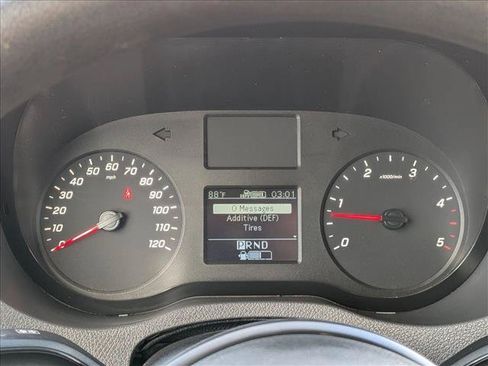 Used 2022 Mercedes-Benz Sprinter 2500 image 16