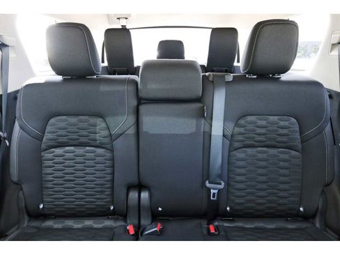 Used 2025 Nissan Pathfinder S w/ Cargo Package image 11