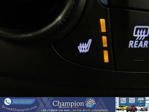 Used 2023 Chevrolet Traverse Premier w/ Redline Edition FWD image 9