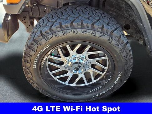 Used 2020 Jeep Wrangler Unlimited Sahara image 27