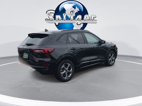 Used 2023 Ford Escape ST-Line w/ Tech Pack #1 image 9