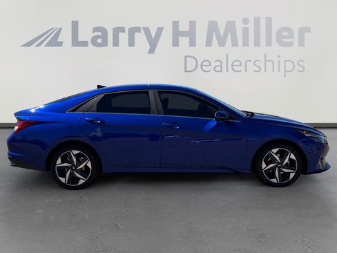 Used 2023 Hyundai Elantra Limited FWD image 7