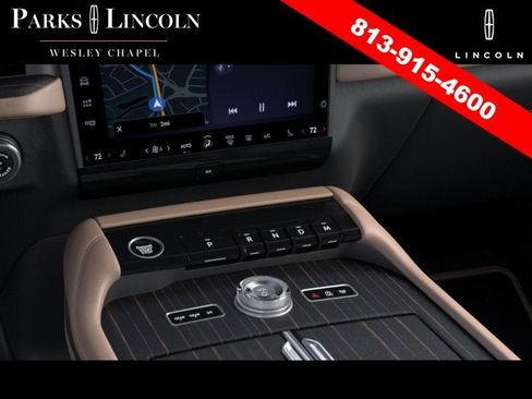 New 2026 Lincoln Navigator L Black Label AWD/4WD image 15