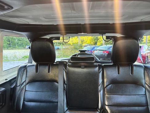 Used 2022 Jeep Wrangler Unlimited Sahara AWD/4WD image 20