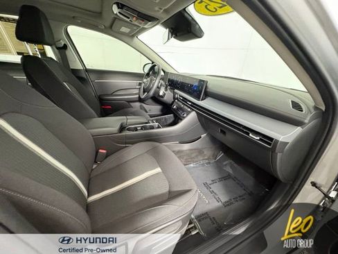 Used 2025 Hyundai Sonata SEL FWD image 9