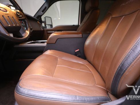 Used 2014 Ford F250 Platinum w/ FX4 Off-Road Package image 10