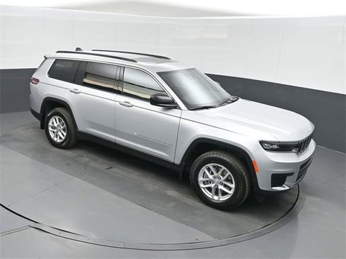 New 2026 Jeep Grand Cherokee L 4WD image 30