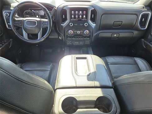 Used 2020 GMC Sierra 3500 Denali w/ Technology Package image 11