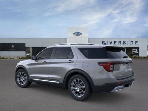 New 2026 Ford Explorer Platinum image 4
