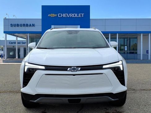 New 2026 Chevrolet Blazer EV LT image 2