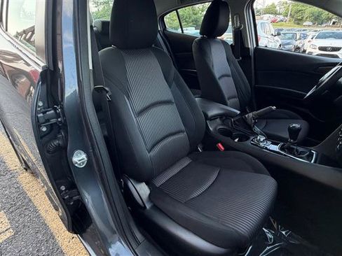 Used 2016 MAZDA MAZDA3 i Sport w/ Preferred Equipment Package FWD image 14