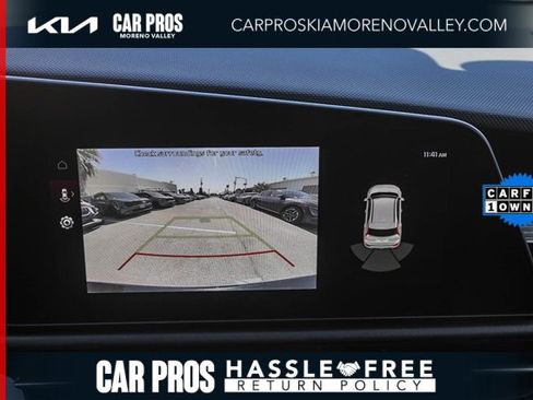 Certified 2025 Kia Niro EX image 24