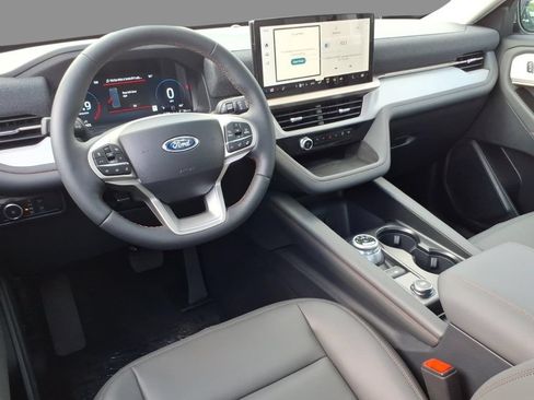 New 2026 Ford Explorer Active w/ Active Comfort Package AWD/4WD image 6