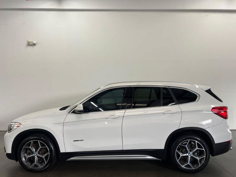 Used 2018 BMW X1 sDrive28i FWD image 3