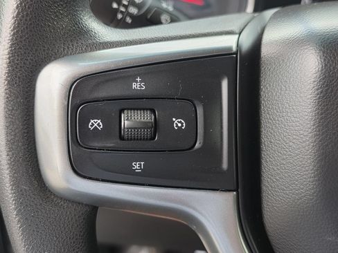 Used 2020 Chevrolet Silverado 1500 LT AWD/4WD image 17