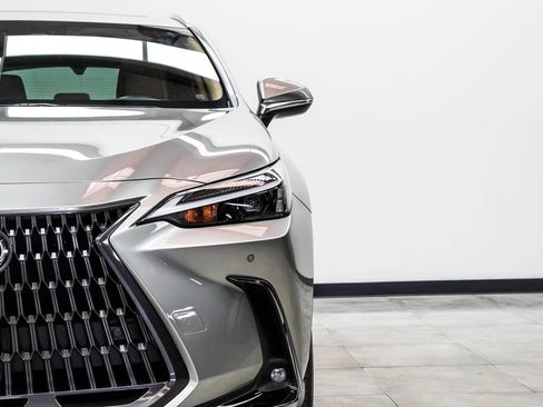 Used 2024 Lexus NX 350h AWD image 4