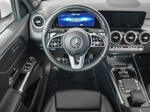 Certified 2022 Mercedes-Benz GLB 250 image 15