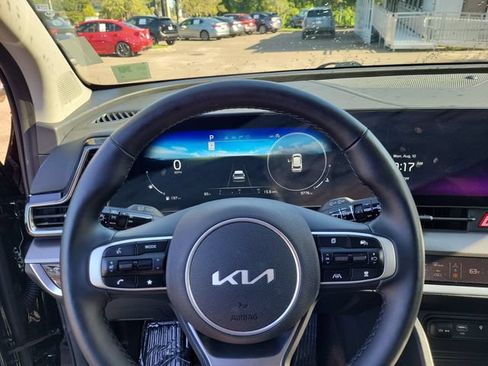 Used 2025 Kia Sportage SX FWD image 27