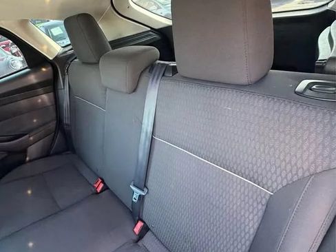 Used 2012 Ford Focus SEL FWD image 9
